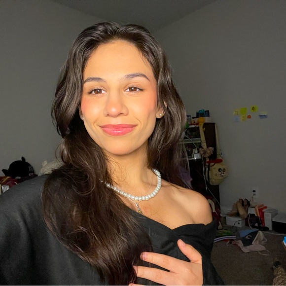 Meet your Posher, Bella - Picture 1 of 5